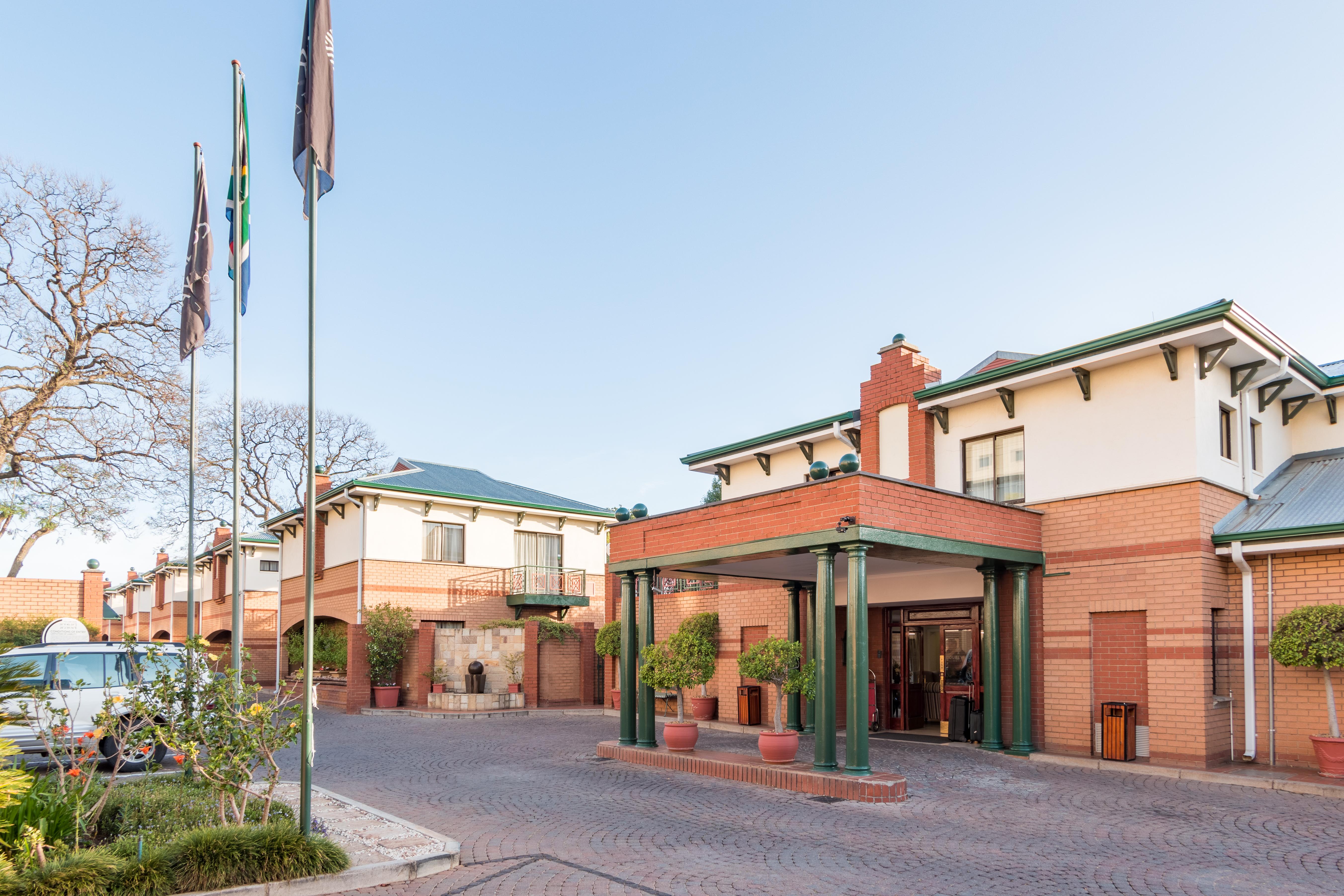 Courtyard Hotel Rosebank Johannesburgo Exterior foto